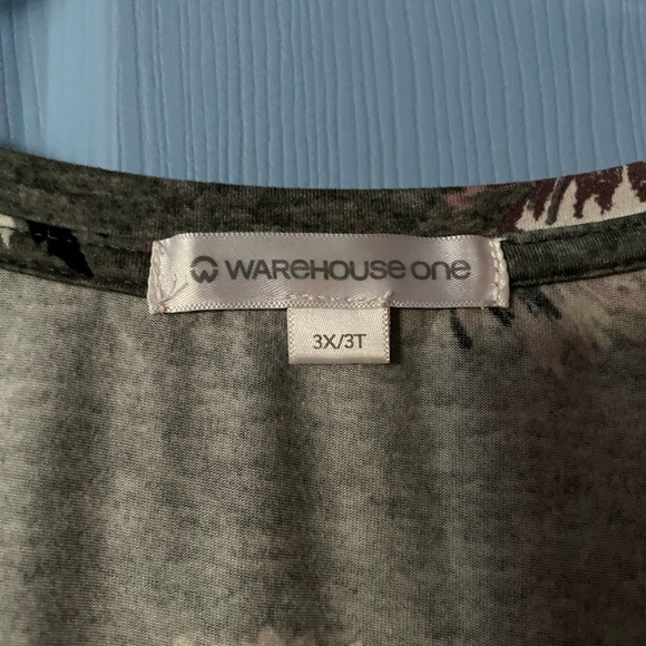 Warehouse one tee - Picture 3 of 3